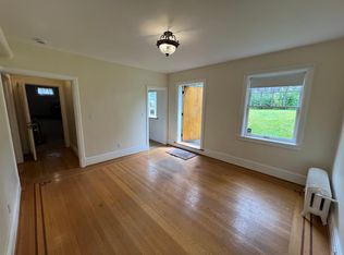 2105 N 51st St APT 101, Seattle, WA 98103