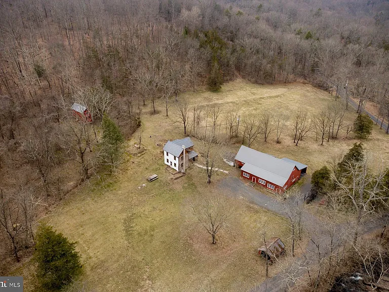 120 Tabor Rd — Photo 55