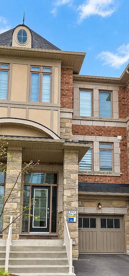 4 bed, $3,900 — Photo 1