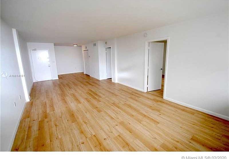 1st image of 245 18th St APT 302