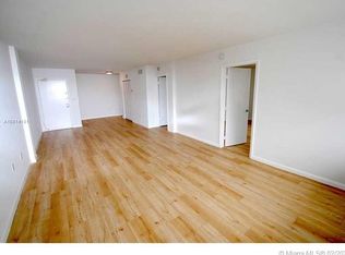 245 18th St APT 302, Miami Beach, FL 33139