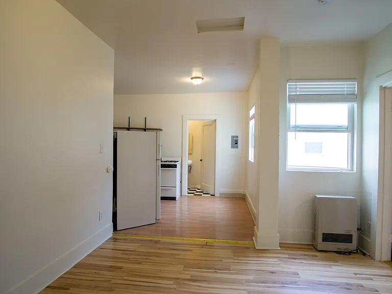 2044 N Kilpatrick St #313 — Photo 1