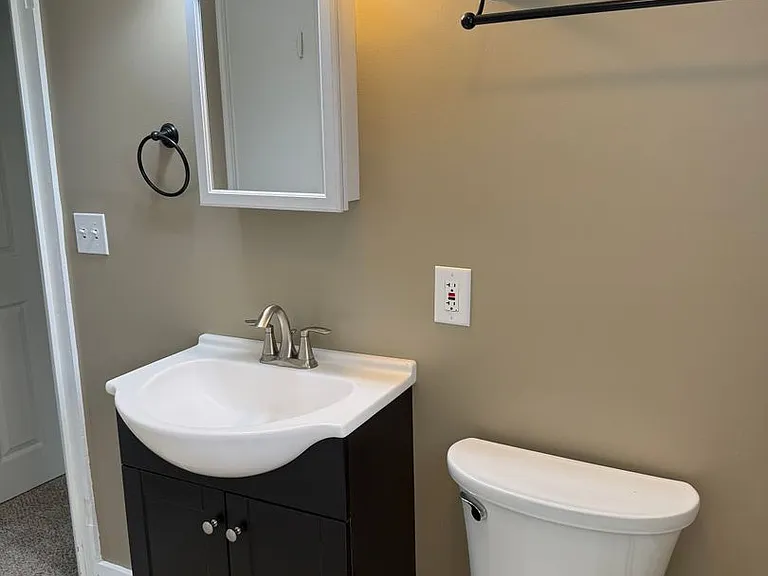 1722 Walnut St — Photo 10