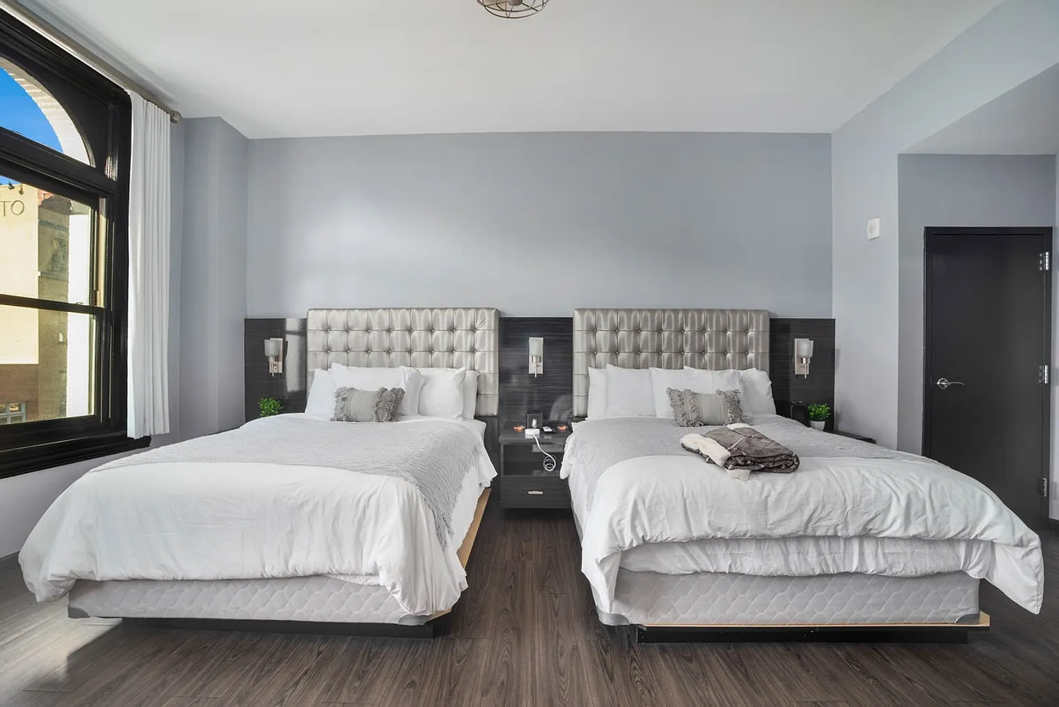 Studio, 1.0 bath, 269 sqft, $3,029 — Photo 1
