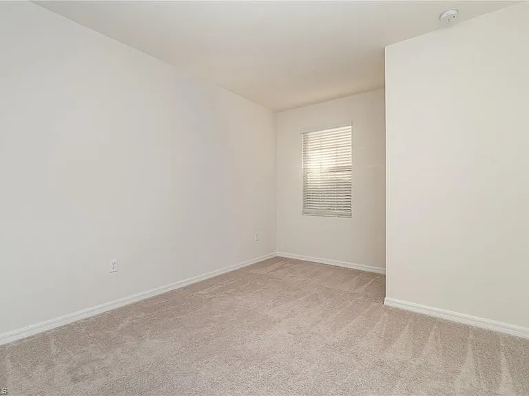 2740 Blossom Way — Photo 20