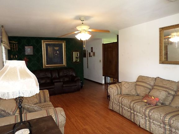 2nd image of 1303 E Kean St