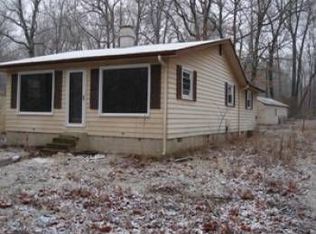 11263 W Tecumseh Bend Rd, Brookston, IN 47923