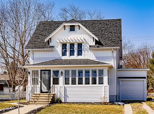 1107 2nd St, New Glarus, WI 53574