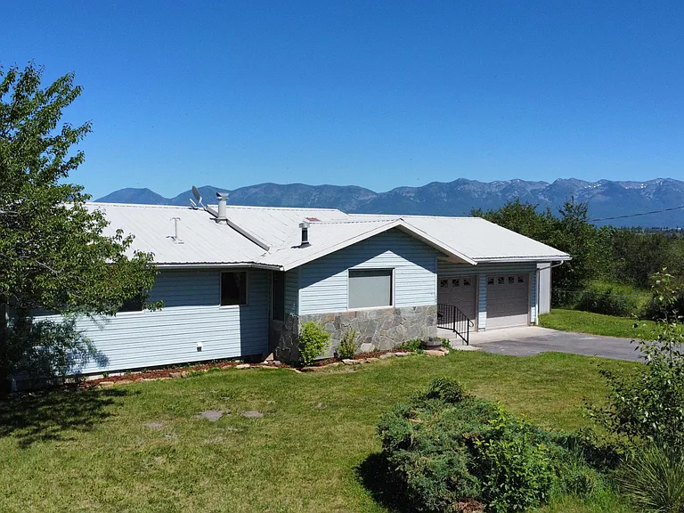 540 Shoreline Dr — Photo 27