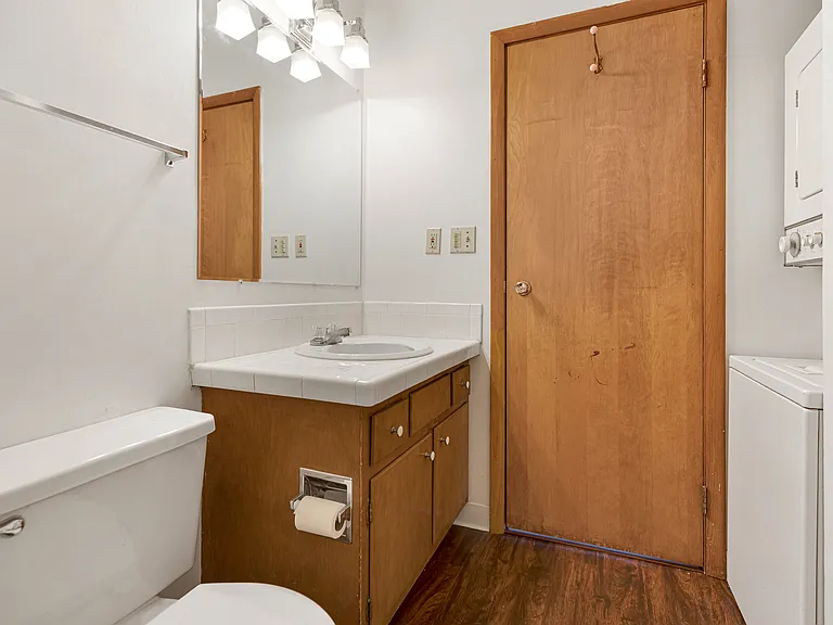 115 N Hayward St — Photo 11