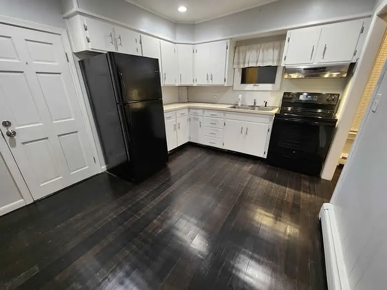 31 West St #1 — Photo 10