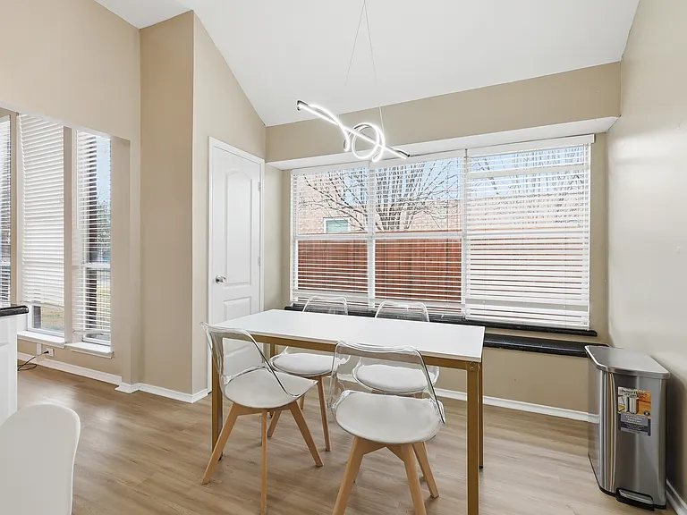 11304 Amber Valley Dr — Photo 27
