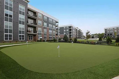 Allure Apartments — Photo 4
