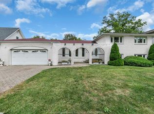 4080 Kennedy Dr E, Windsor, ON N9G1X8