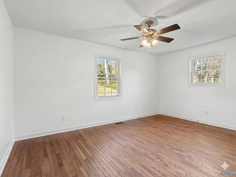 221 Nancy Rd — Photo 9