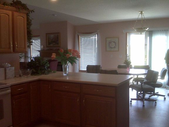 Kitchen/Dining