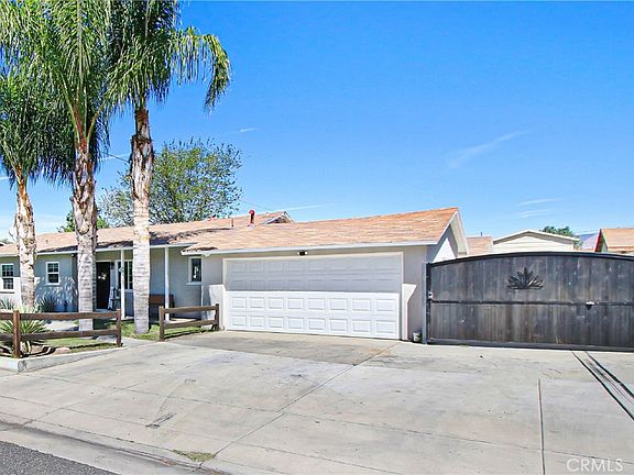 3rd image of 40796 Whittier St