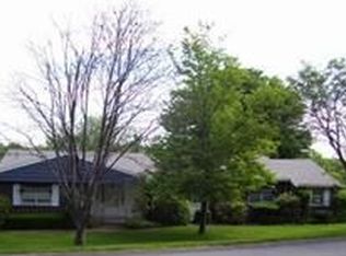 26 Rollins St, Groveland, MA 01834