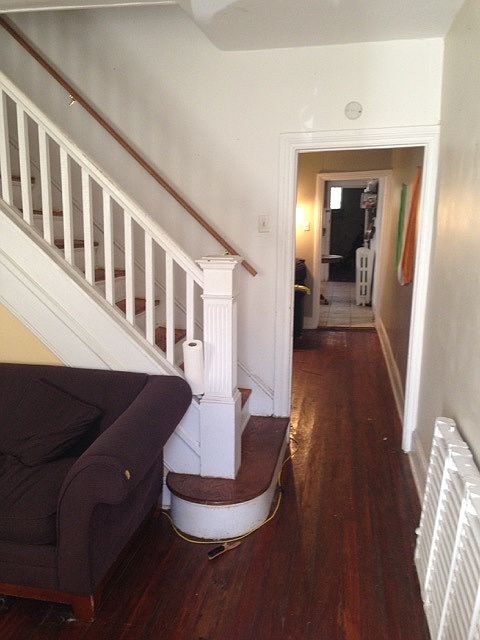2nd image of 4311 Terrace St