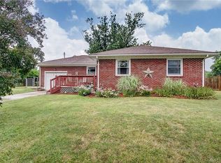 2555 Cavins Dr, Springfield, OH 45503