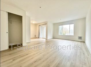 7041 S 116th Pl APT 102, Seattle, WA 98178