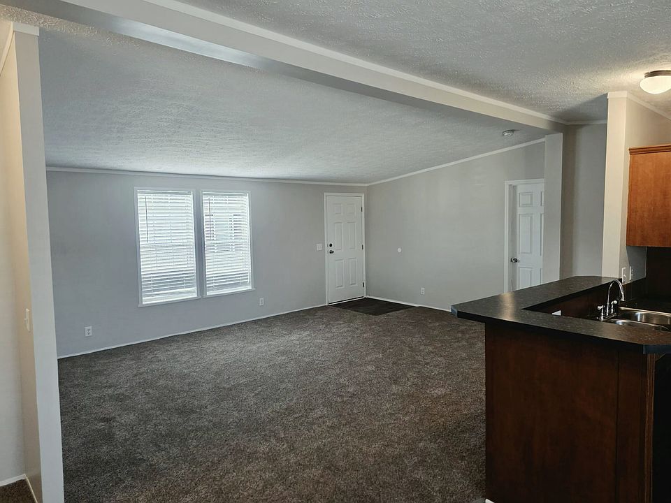 2nd image of 3223 Cypress #9