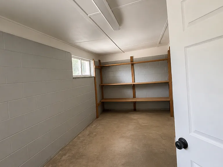 8457 Thomaston Rd — Photo 15