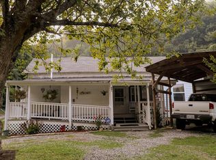 491 Tree Top Ln, Saltville, VA 24370