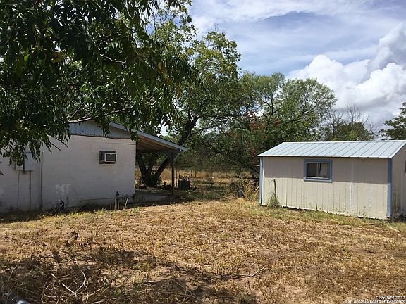 2nd image of 1303 N WINDY KNOLL DR