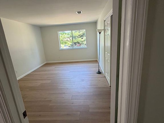 3rd image of 203 College Dr Unit 203