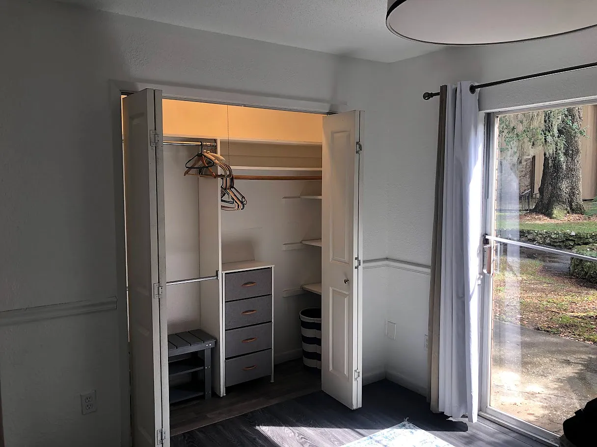 2 bed, 900 sqft, $900 — Photo 4