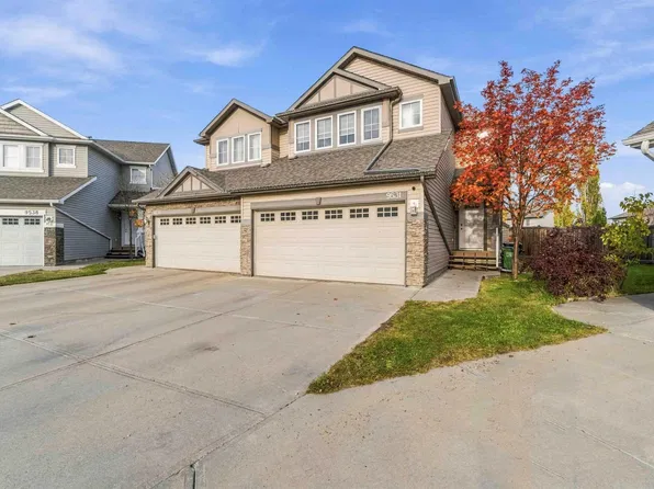 9531 Simpson Ct NW, Edmonton, AB T6R 0T8