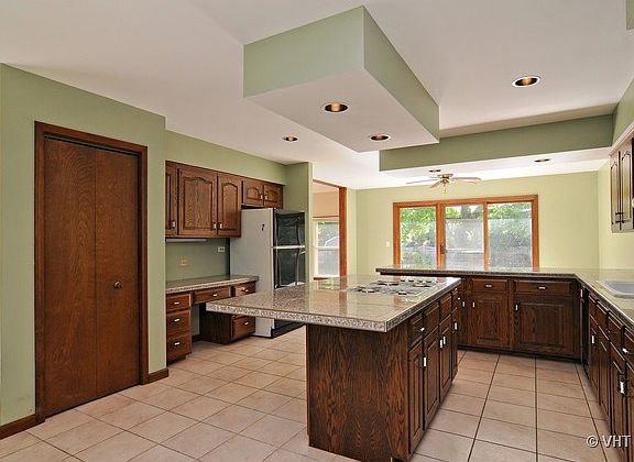 3rd image of 292 W Trail Ct