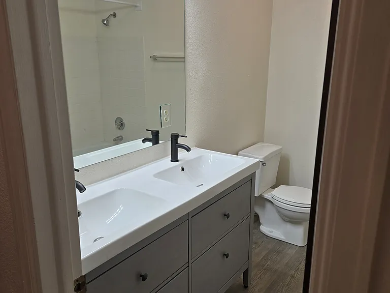 2950 Banderas Ln — Photo 23