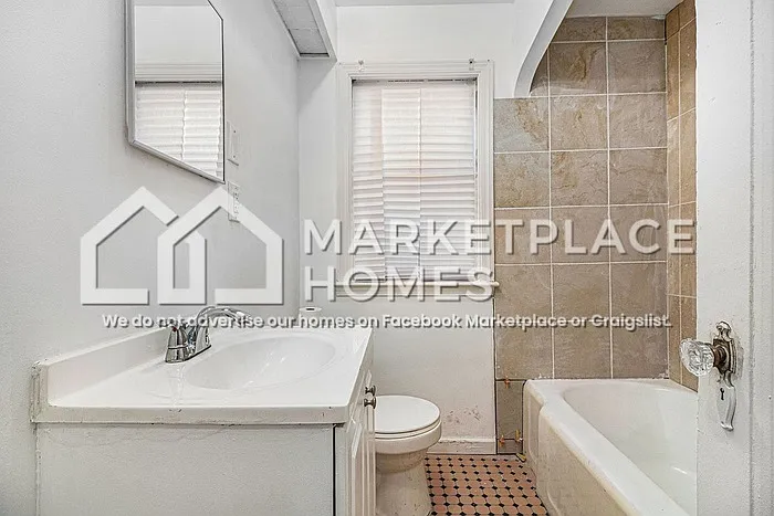 15073 Strathmoor St — Photo 11