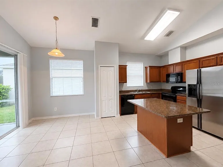 9630 Baton Rouge Ln — Photo 11