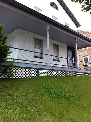 69 E Allen St #B Photo 1