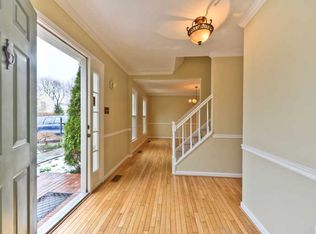 12909 Oak Lawn Pl, Herndon, VA 20171