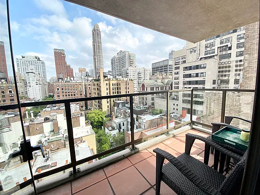 Rented by Compass | media 13