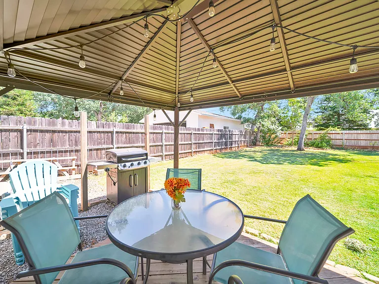 3075 Forest Hills Dr — Photo 7