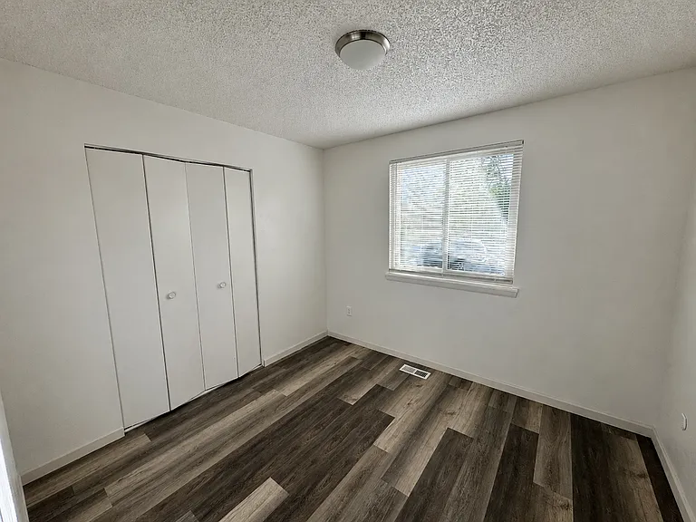 2814 S Ouray Way — Photo 7