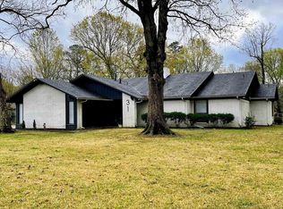 31 Summer Ln, Texarkana, TX 75503