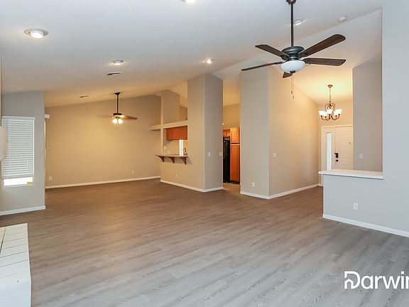 5th image of 7109 Lagoon Landing Dr