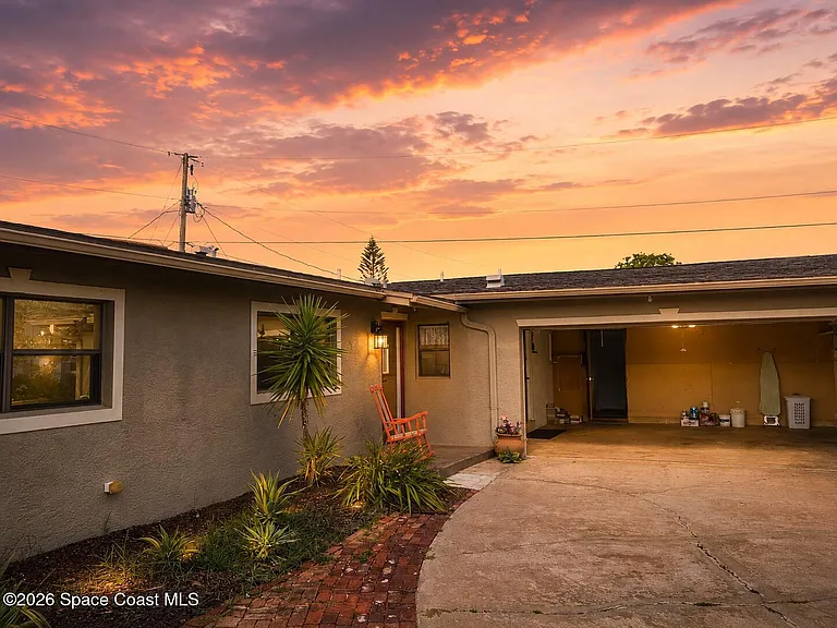 1440 Dorsal St — Photo 39
