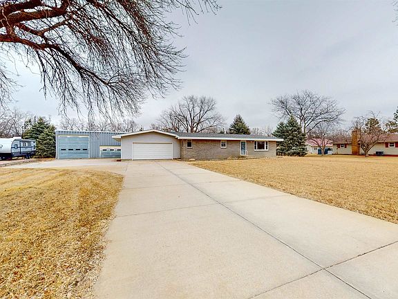 2nd image of 1906 Keene Dr