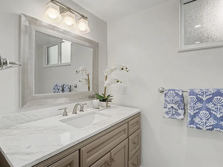 6328 Longboat Ln W #W-403 — Photo 11