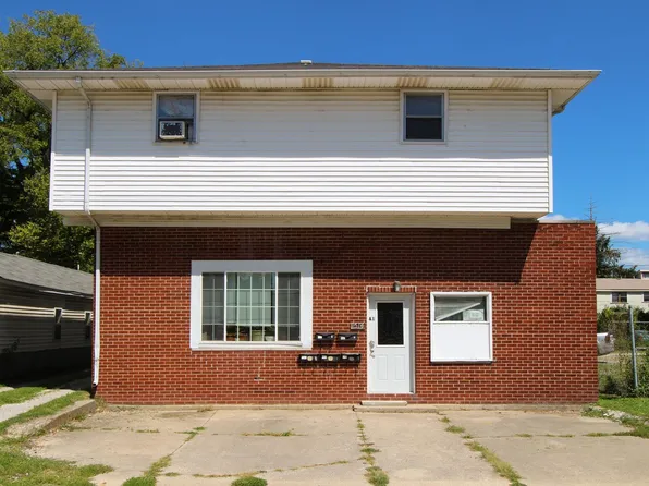 Preleasing For August! Close To Campus: In-Unit Washer And Dryer