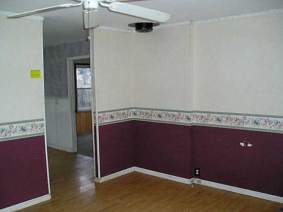 2nd image of 1628 Hartley Ave