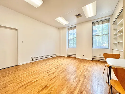 27 Oliver Street #PARLOR