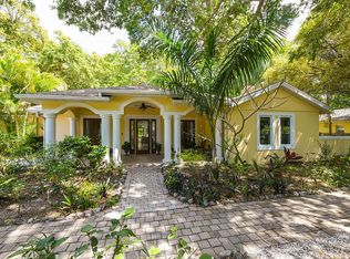3224 Bay Shore Rd, Sarasota, FL 34234